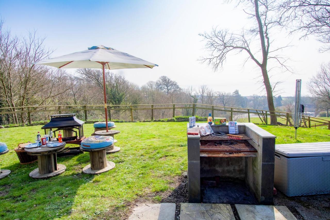 Bronllys Farm Coastal Self-Catering Διαμέρισμα Λανέλι Εξωτερικό φωτογραφία